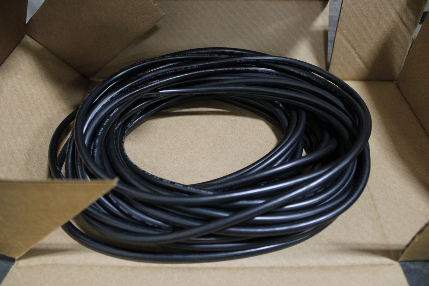 889D-F8ABDM-15